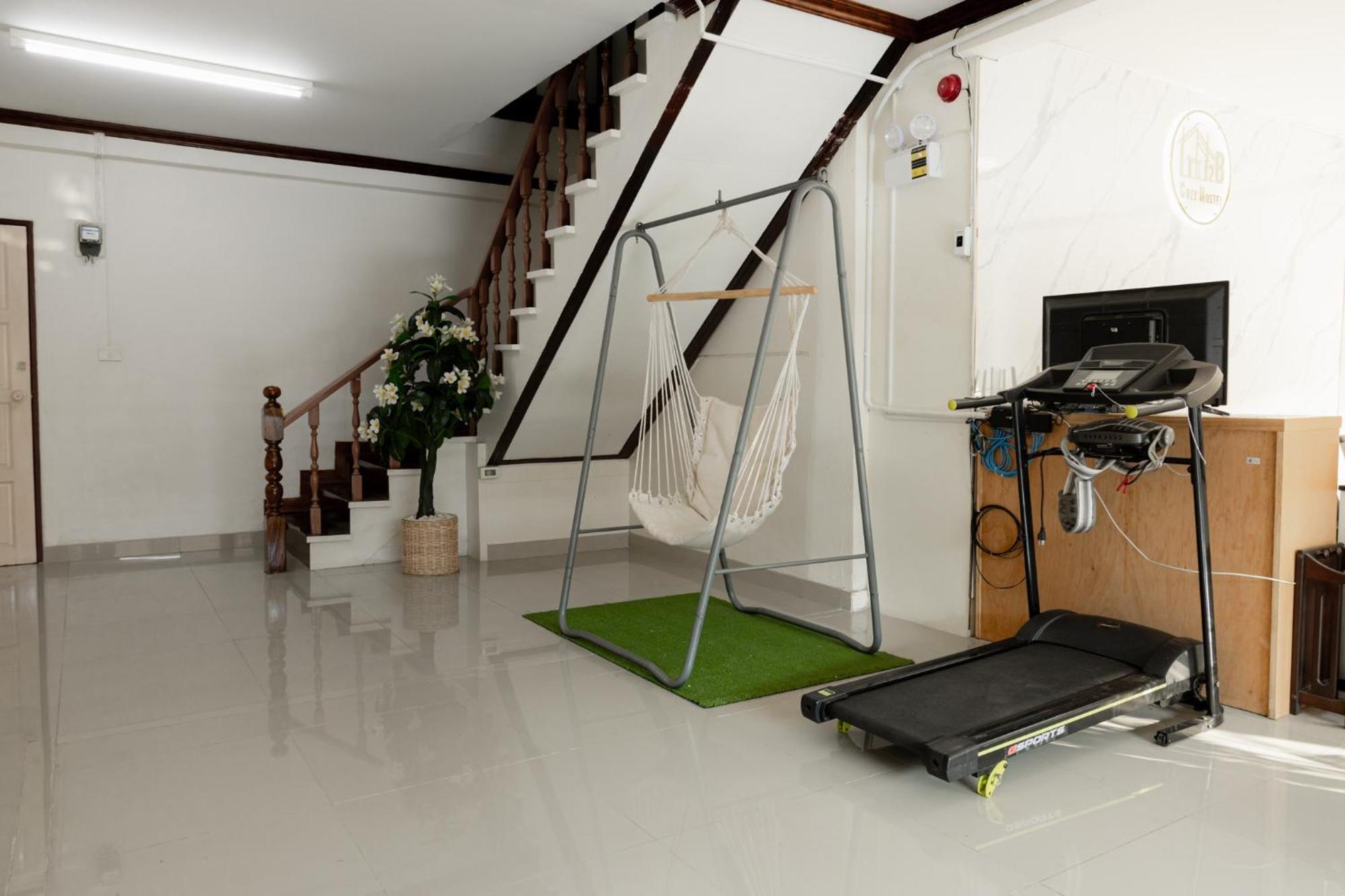 2B Cozy Hostel ตรัง Ngoại thất bức ảnh