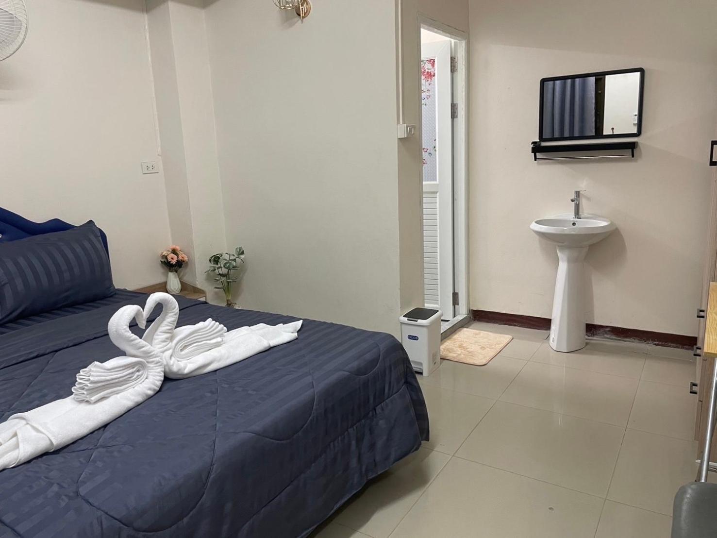 2B Cozy Hostel ตรัง Ngoại thất bức ảnh